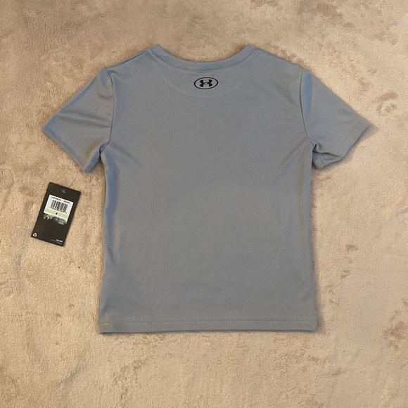 Under Armour Boys Outfit Size 4 - Picture 3 of 7